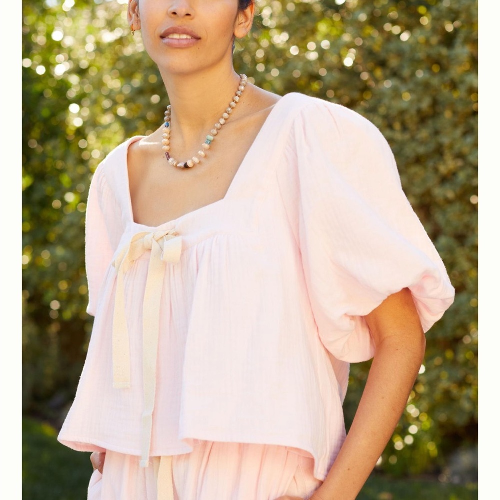 Sancia Anthropologie Light Pink Puff Sleeve Square Neck Top. Size Large